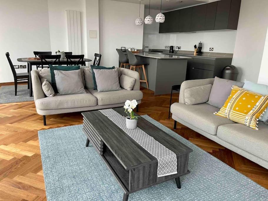 The Penthouse By Condokeeper Appartamento Londra